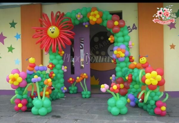 Arabic flower arch made of balloons